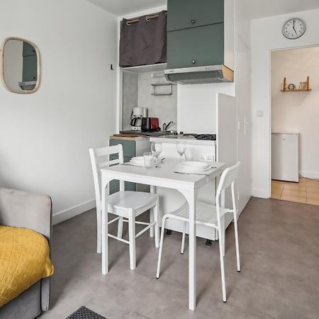 Comfortable Studio Dowtown Корбей-Есон Екстериор снимка