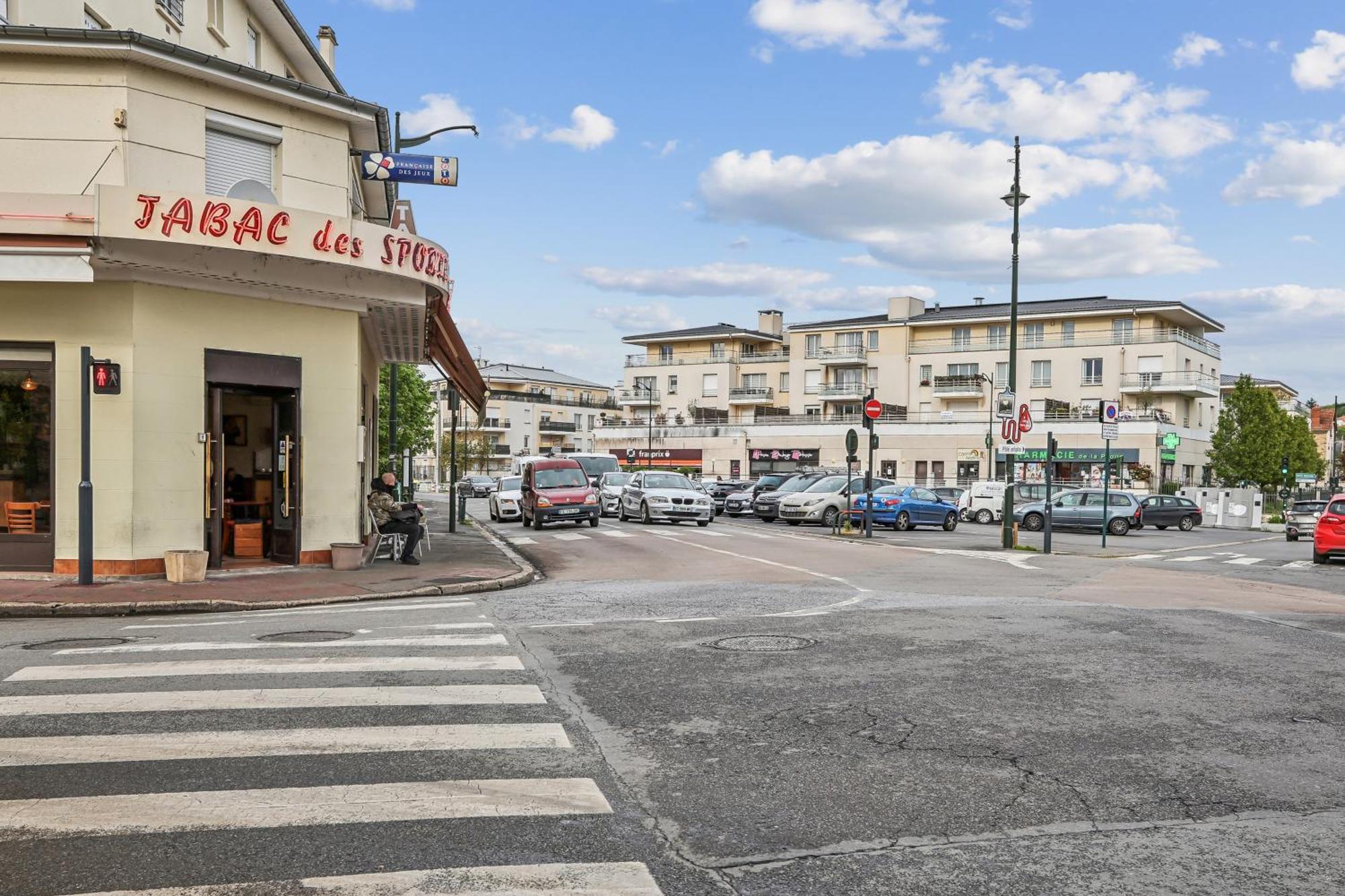 Comfortable Studio Dowtown Корбей-Есон Екстериор снимка